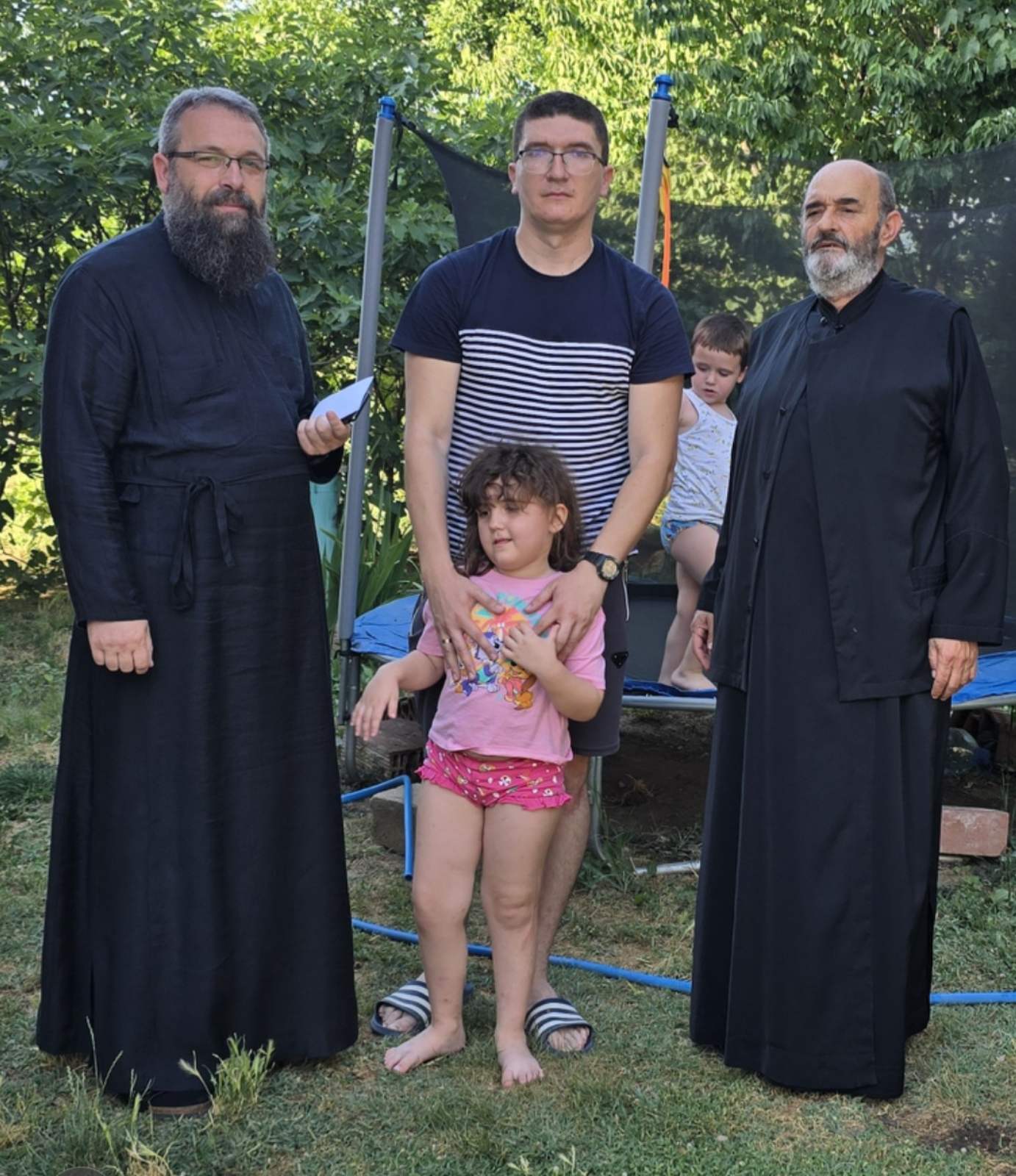 УРУЧЕНА НОВЧАНА ПОМОЋ ЗА ЛЕЧЕЊЕ ЈАНЕ СИМОНОВИЋ ИЗ ДОЉЕВЦА